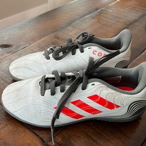 Boys size 2 copa indoor soccer shoe